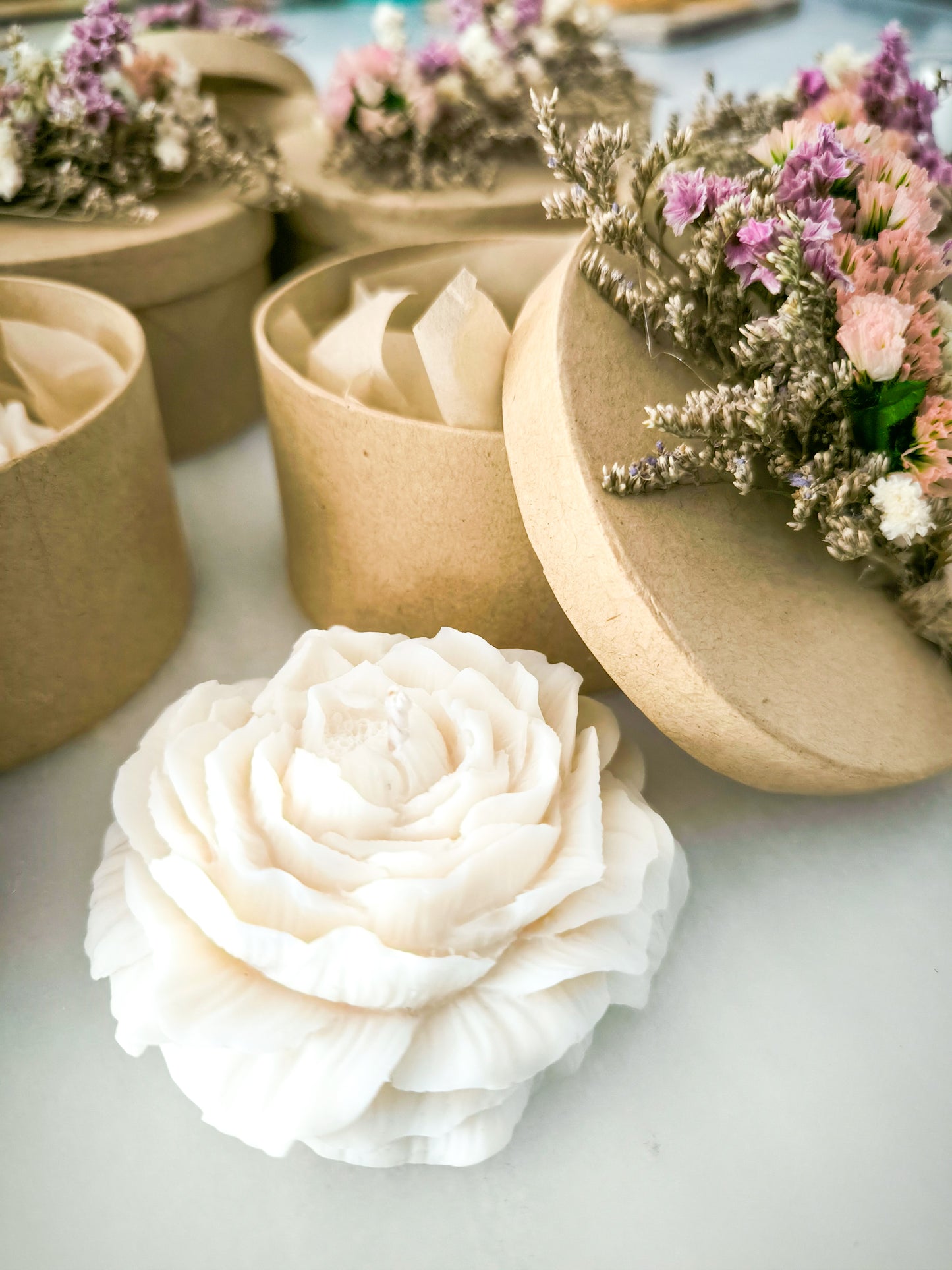 CAJA FLORAL - VELA PEONÍA AROMÁTICA