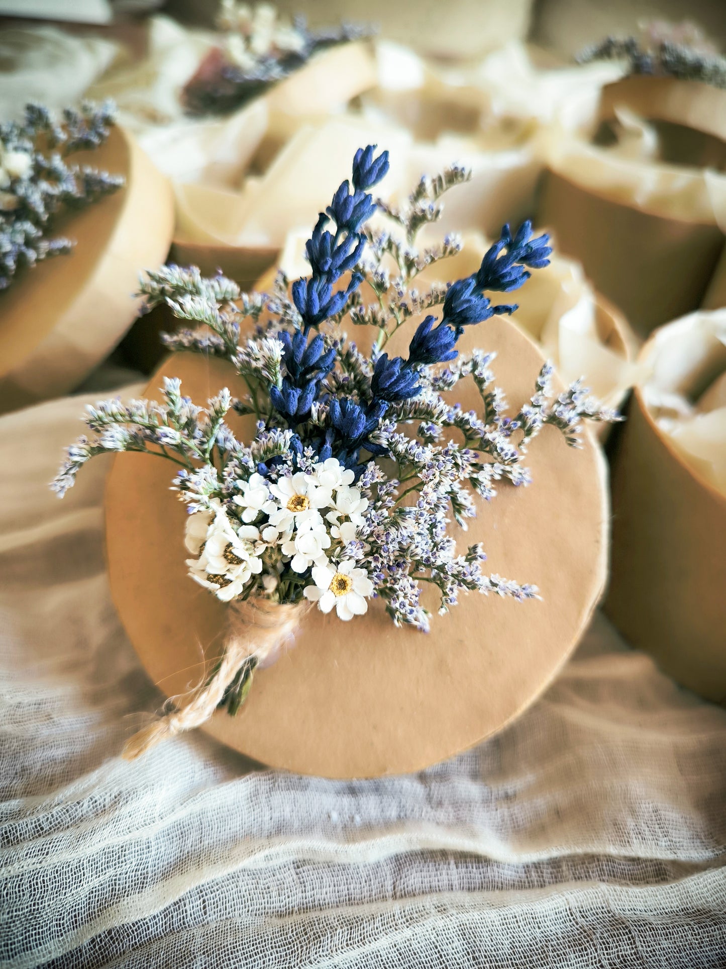 CAJA FLORAL - VELA PEONÍA AROMÁTICA