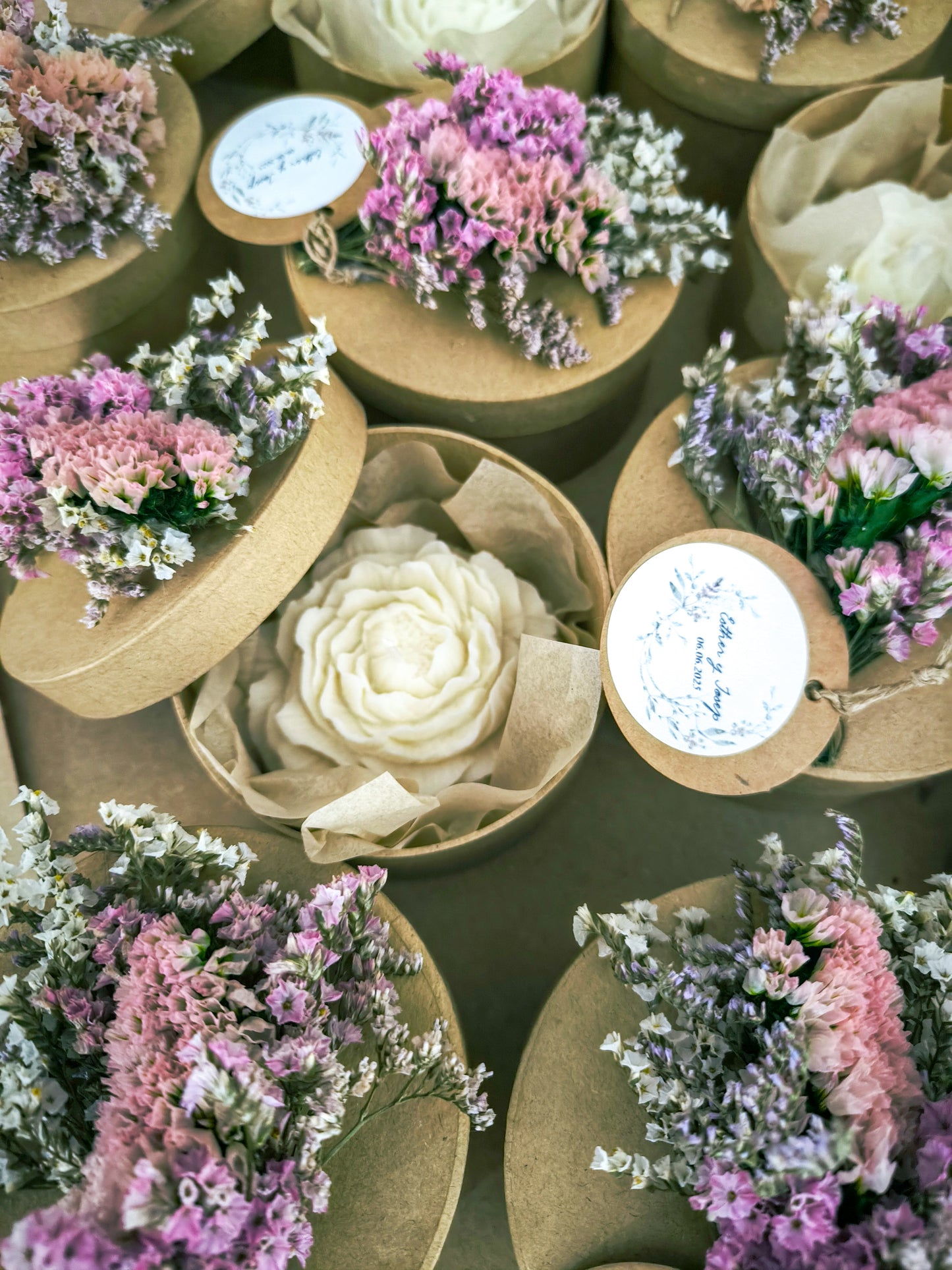 CAJA FLORAL - VELA PEONÍA AROMÁTICA