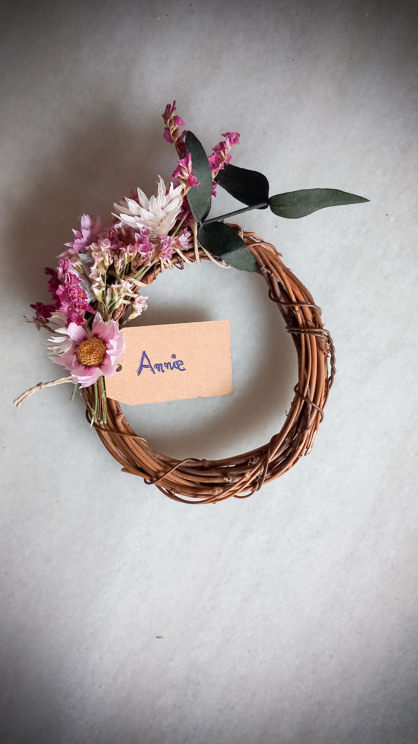 ARO FLORAL DE RATÁN