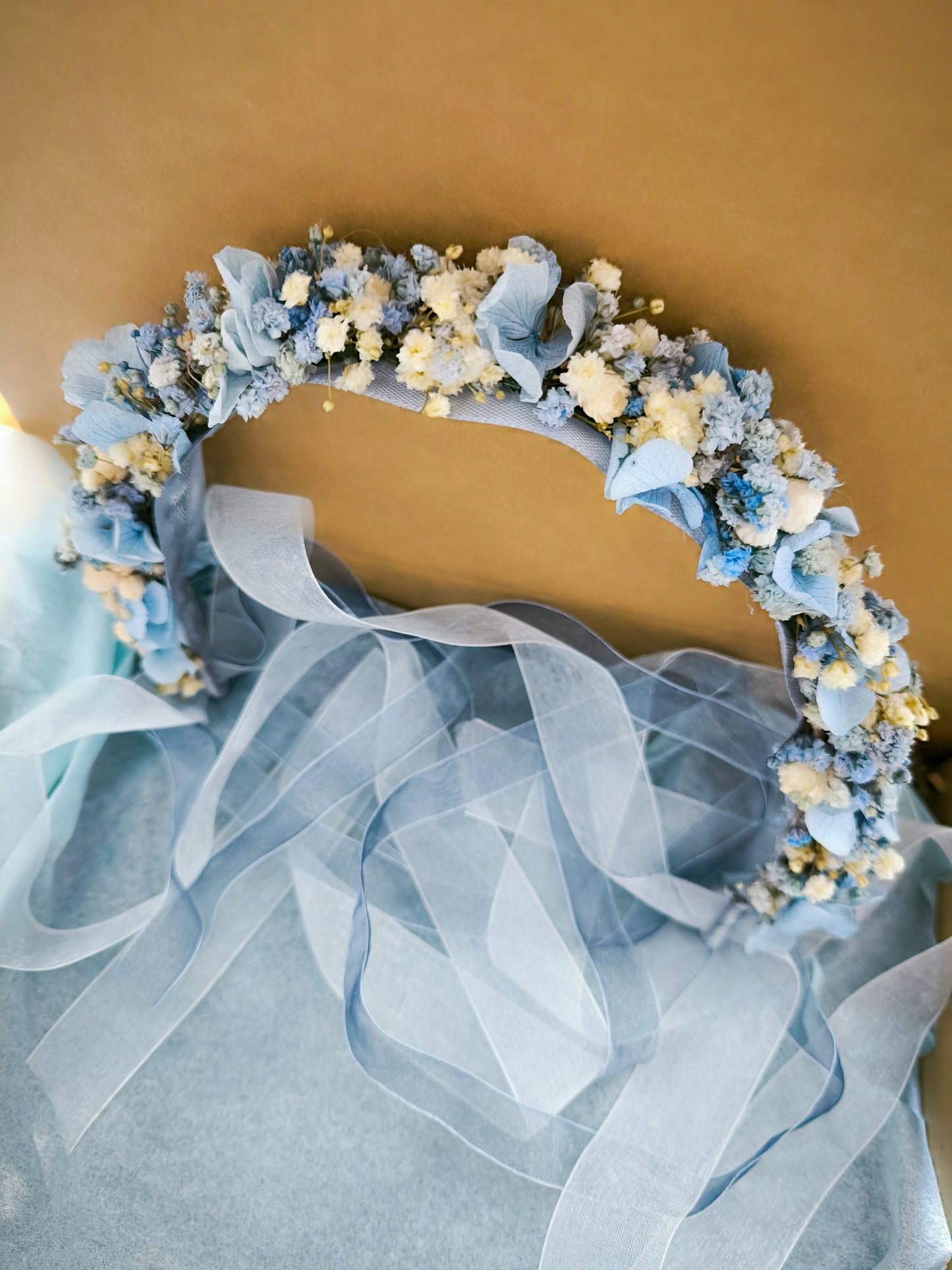 CORONA DE FLORES